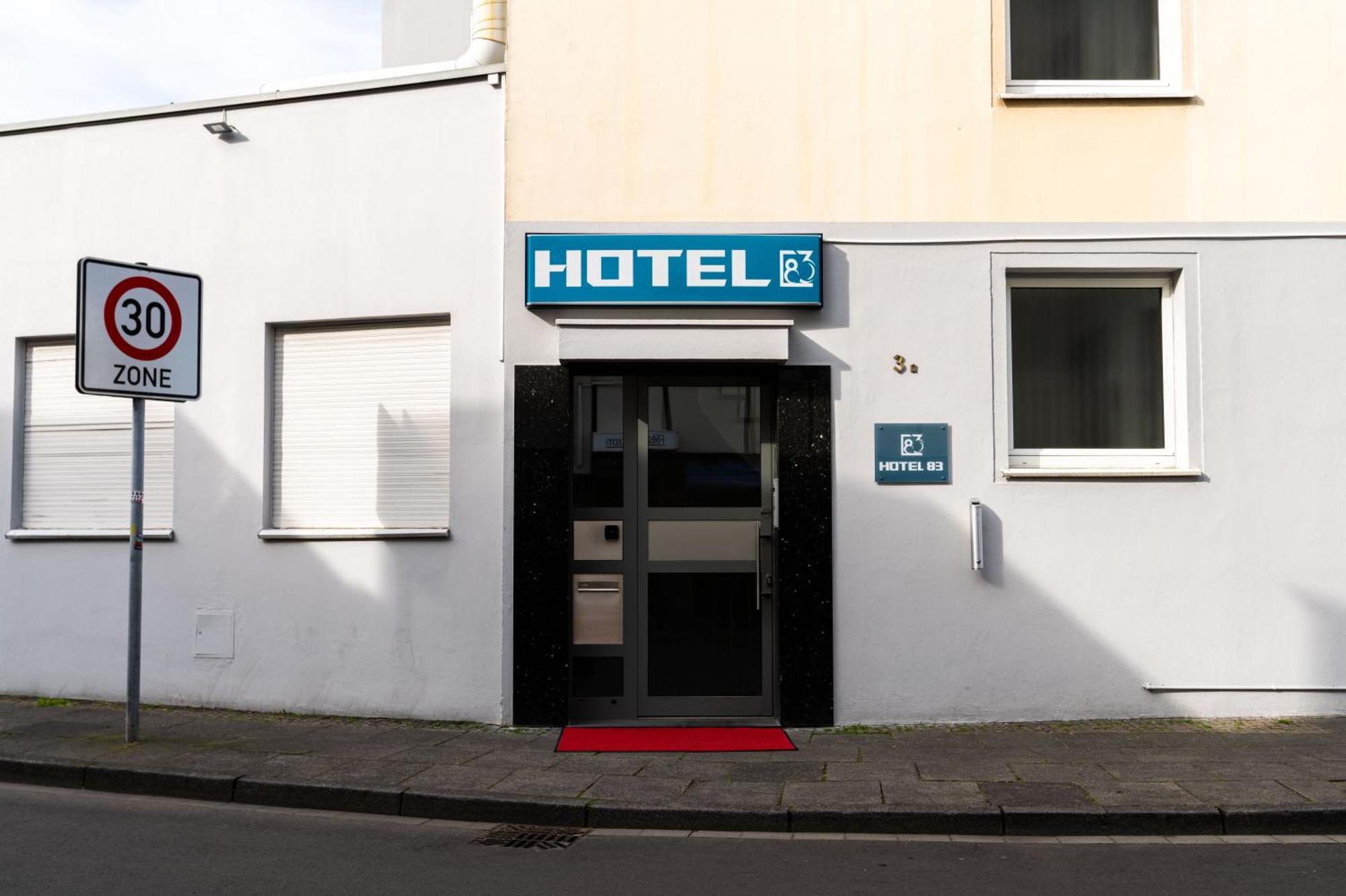 Hotel 83 본 외부 사진